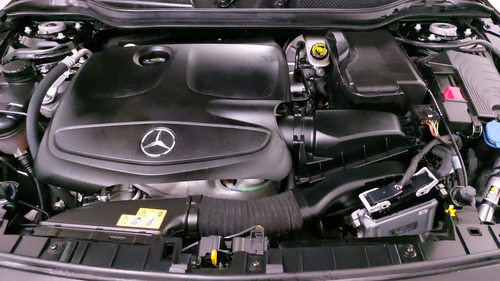 Mercedes-Benz Clase GLA 1.6 GLA 200 CGI SPORT