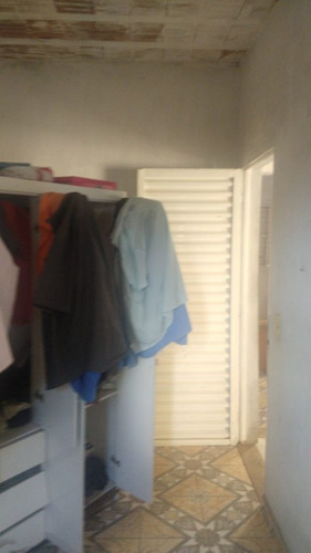Casa Em Baependi , Com 02 Quartos , Sala Cozinha E Banheiro , Toda Murada . - 1034