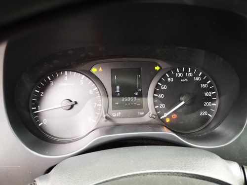 Imagen 10 de 12 de 2020 Nissan Frontier Le