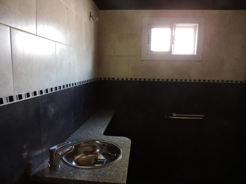 Imagen 11 de 12 de Duplex A La Venta, Retasado