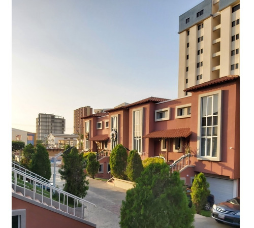 Imagen 1 de 21 de Excelente Inversión - Town House En Venta En Parque Residencial Nevada Palace