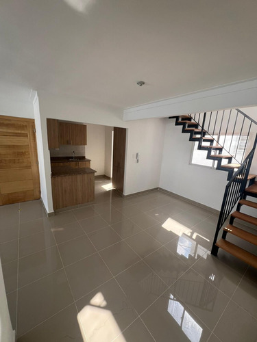 Penthouse En Alquiler En Residencial Altos De La Colombia