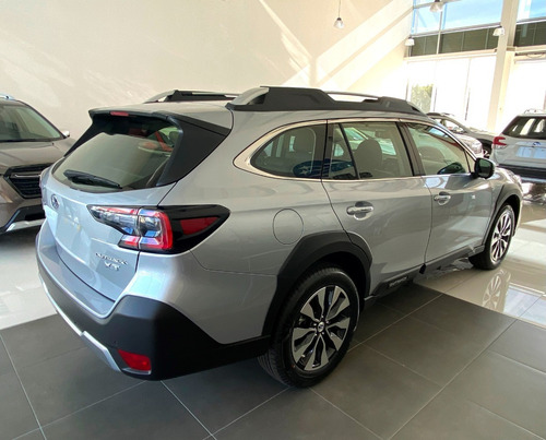 Imagen 5 de 22 de Subaru Outback 2.4 Turbo Xt.