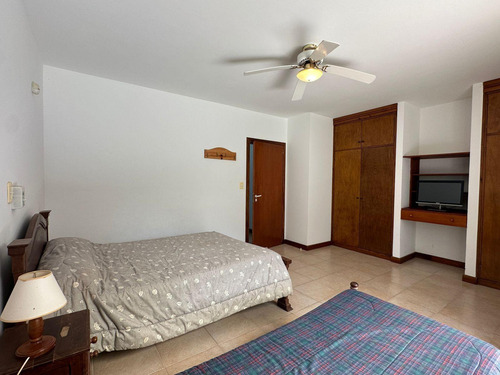 Casa En Venta - 3 Dormitorios 4 Baños - 801mts2 - Pinamar