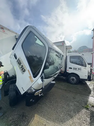 Hino 300 Dutro Refrigeración Nqr Npr 11500 Peso Báscula