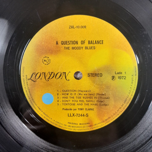 Imagem 4 de 7 de Vinil Lp The Moody Blues A Question Of Balance Bom Estado