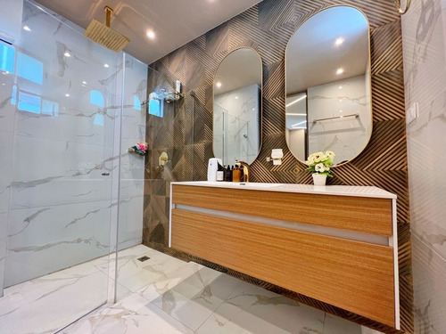 Imagen 21 de 27 de Vendemos Casa Tipo Town House En Crespo Cartagena