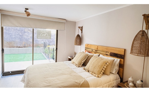 Venta Altos De Curauma Con Patio , 2d+2b Hermoso