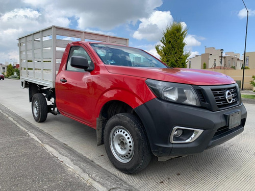 Imagen 3 de 8 de Nissan Np300 2018 2.5 Estacas Dh Aa Mt