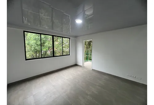 Venta De Apartamento En El Occidente, Sector Los Pinos
