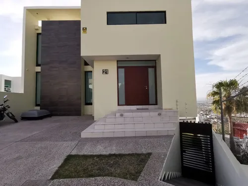 Preciosa Residencia De Autor En Los Cipreses, Vista Espectacular, Única !!