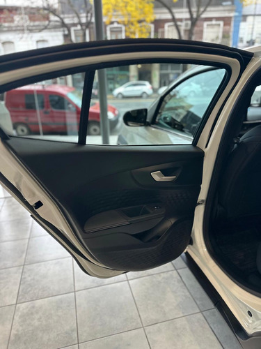 Fiat FASTBACK 1.3 T270 At6