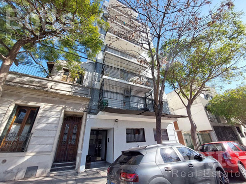 Venta Depto 3 Ambientes Con Balcón 61 Mts Flores