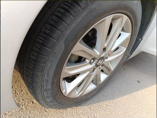 Hyundai Elantra 1.8 Gls Premium At