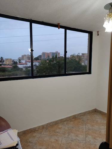 Imagen 10 de 13 de Las Palmeras Apartemento En Venta