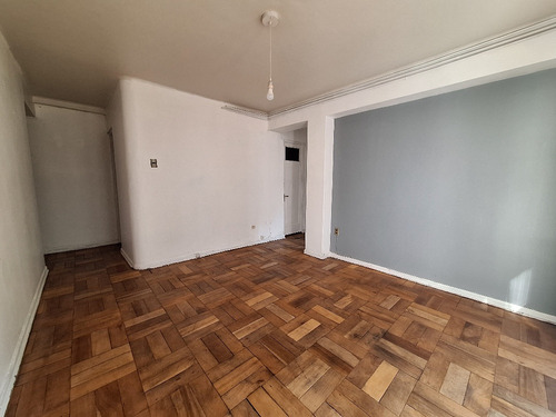 Se Arrienda Departamento 2d/1b/, 2do Piso_metro Irarrázaval