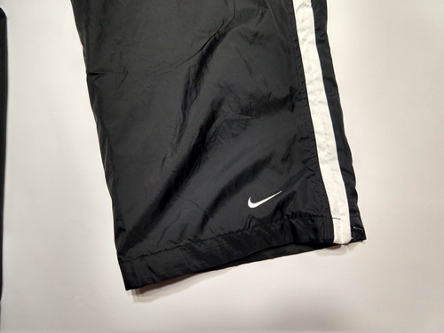 pantalon rompeviento nike