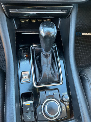 Mazda Mazda 6 Sedan V 2.0 6At Cu