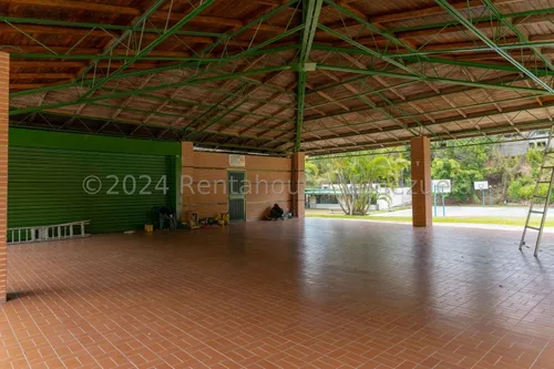 Bella Casa En La Boyera