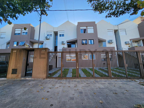 Venta Departamento Calle 33 E/ 26 Y 27