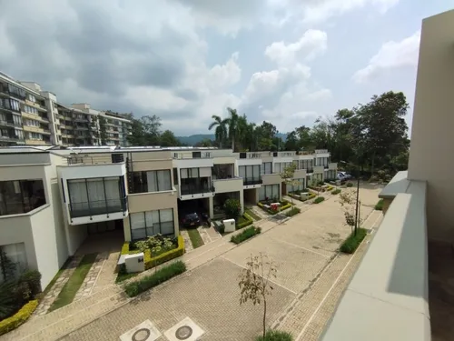 Casa En Venta En Marsella. Cod V14704
