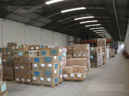 Imagen 4 de 9 de Depósito En Pilar