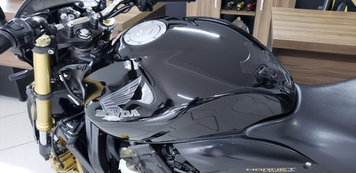 Honda - Hornet