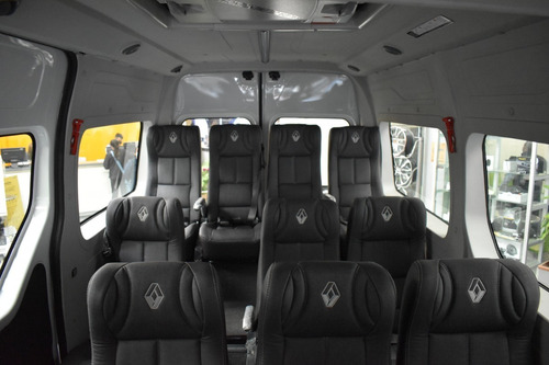 Renault Master 12+1