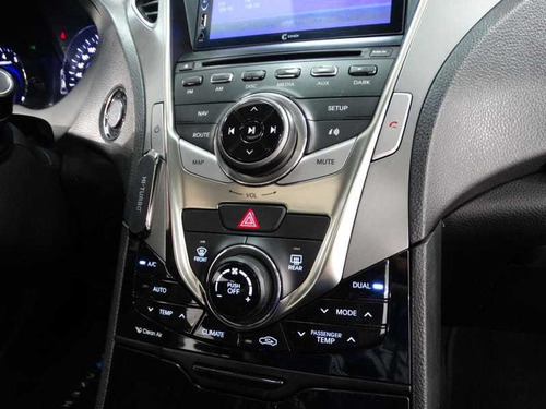 Imagem 12 de 15 de Hyundai Azera 3.0 V6 2014