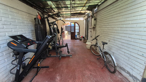 Gran Casa 4 Dorm, 2 Baños, Pasaje Cerrado, 200 M2, El Bosque