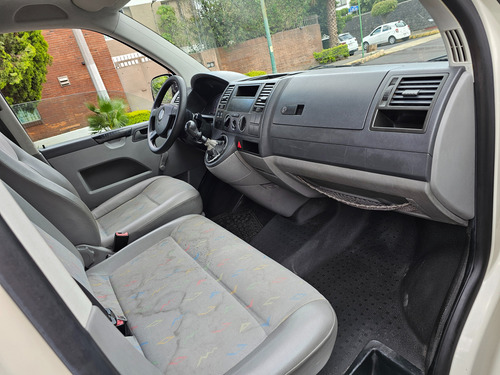 Volkswagen Eurovan 2.5 Minivan 5vel Diesel Aa Mt