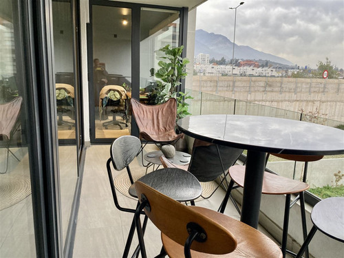 Lindo Departamento , Excelente Ubicación. Sólo 2 Años De Uso