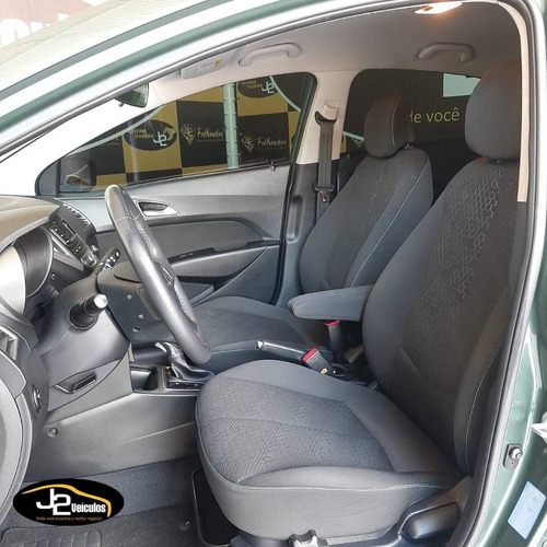 Imagem 8 de 10 de Hyundai Hb20x 1.6 16v Style Flex 4p Automático