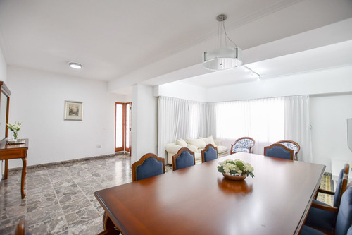 Imagen 17 de 30 de Casa 6 Dormitorios En Venta La Plata Pza Malvinas