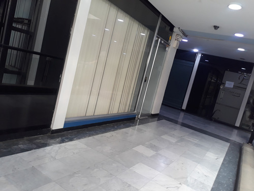 Se Vende Local Comercial En Guatire Centro Comercial Oasis Center