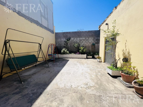 Imagen 25 de 25 de Venta En Block Dos Ph Con Cochera Y Patio En Sarandí (31066)