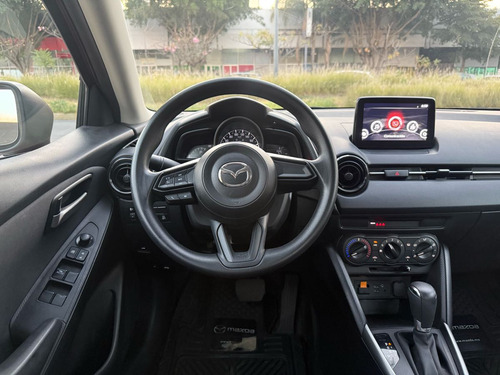 Mazda Mazda 2 2024