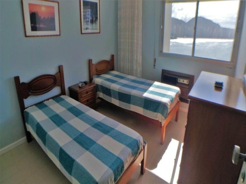 Imagem 12 de 22 de Apartamento Com 4 Dormitórios À Venda, 170 M² Por R$ 900.000,00 - Praia Das Astúrias - Guarujá/sp - Ap4550 - 34711454
