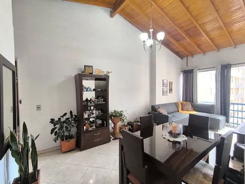 Apartamento Barrio Los Colores 80 Mts