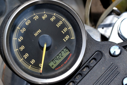Imagen 9 de 15 de Harley Davidson Sportster Superlow 883 Lista Para Carretera
