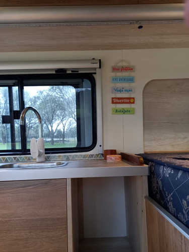 Imagen 19 de 25 de Motorhome Sprinter Primera Mano! 2013 - A Estrenar!