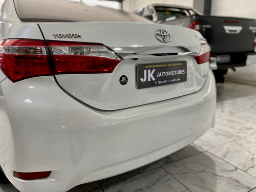 Toyota Corolla 1.8 Xei Pack