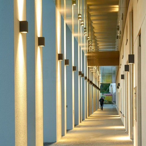 Aplique Exterior Bidireccional Pared Apto Intemperie