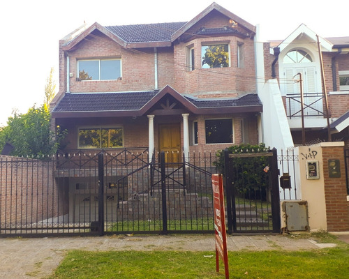 Casa Chalet En Venta A Estrenar, Andrés Lamas 138