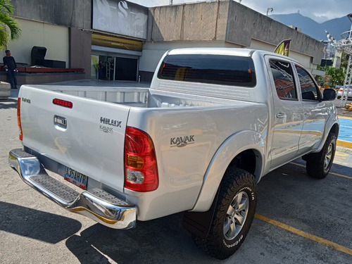 Toyota Hilux Kavak