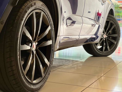 Imagem 12 de 15 de Jaguar E-pace 2018 2.0 R-dynamic Se Awd Aut. 5p