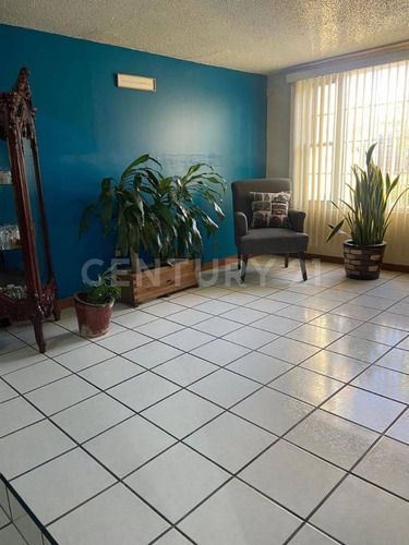 - Se Vende Casa En Calle Chapultepec En Cd. Cuauhtemoc, Chih.