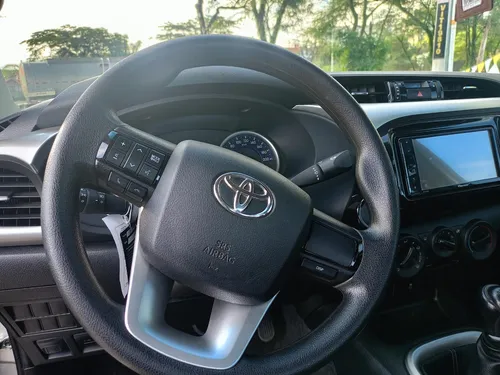 Toyota Hilux 2.4l