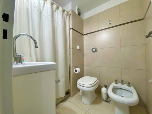 Impecable Y Moderno Departamento De 3 Ambientes Amoblado En Martinez.