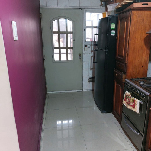 Venta De Local Mas Viviendas Mejor Ubicación Paternal